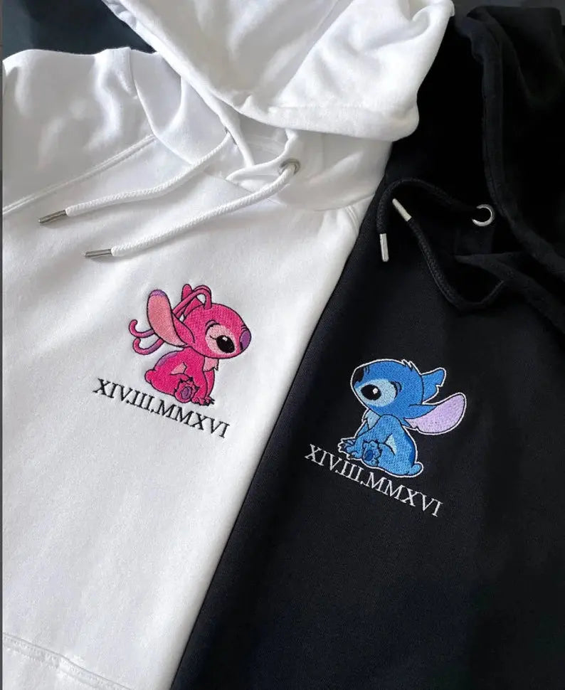 Sweat-shirt couple  Chiffre romain brodé Angel et stitch BLOSSOM HIDADJESS