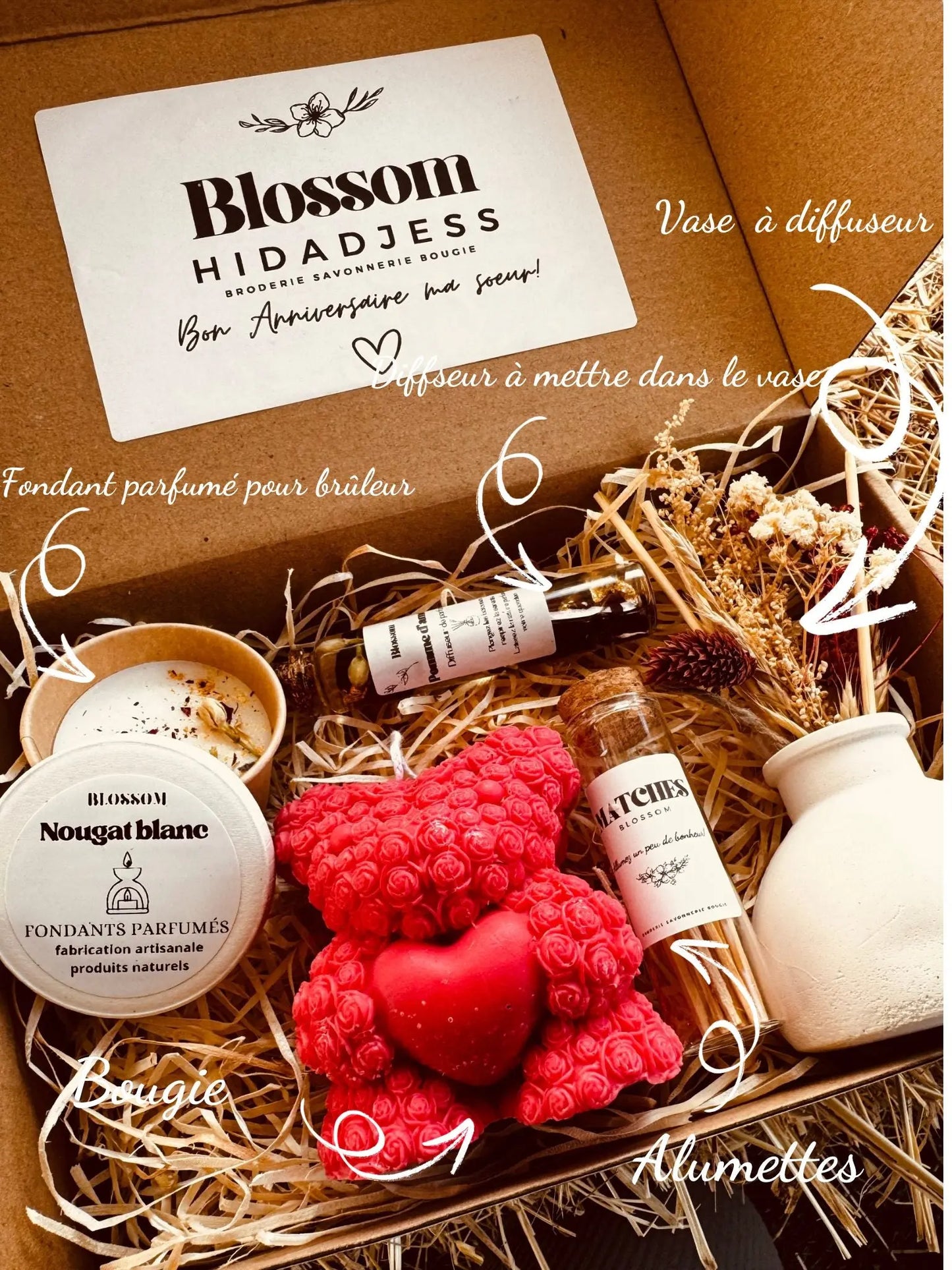 Coffret cadeau  bougie artisanale, Fondant Parfumé, vase et diffuseur - Idée cadeau personnalisée pour Sains-Valentin, Fête des Mères, Marraine, Amie BLOSSOM HIDADJESS